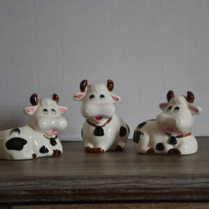 Vtg Anthropomorphic Cow Condiment  set